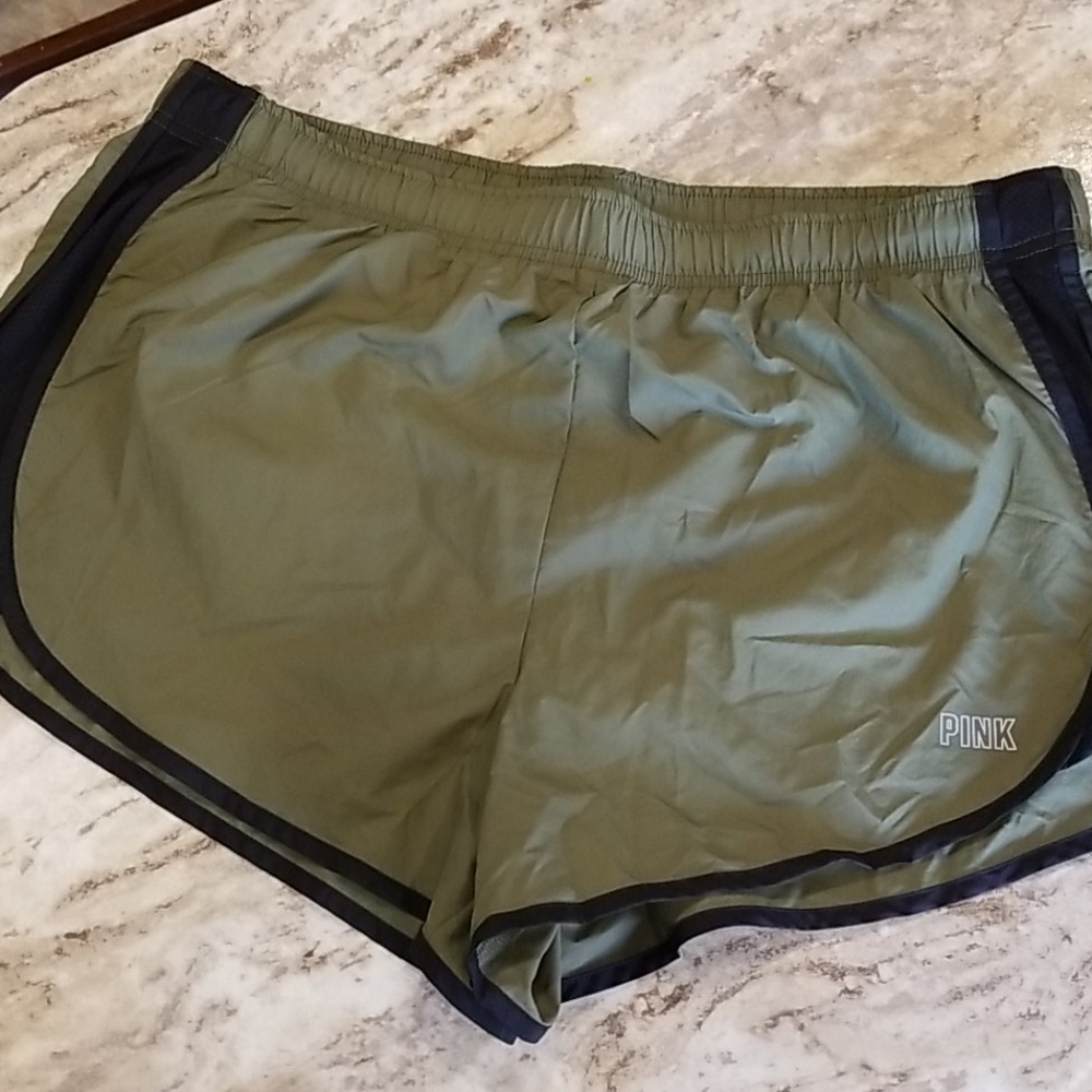 PINK Active Shorts
